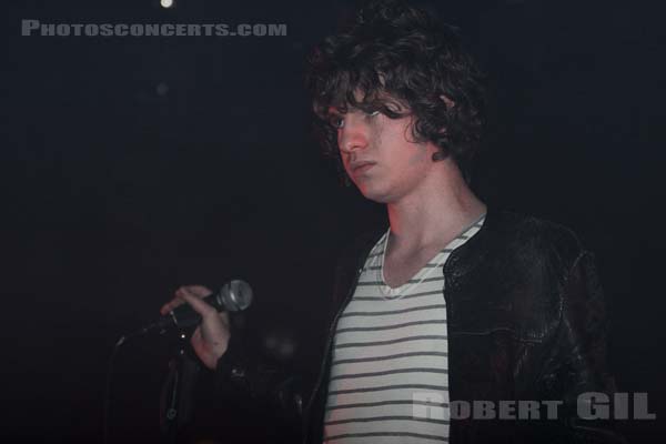 THE KOOKS - 2006-04-03 - PARIS - Nouveau Casino - 